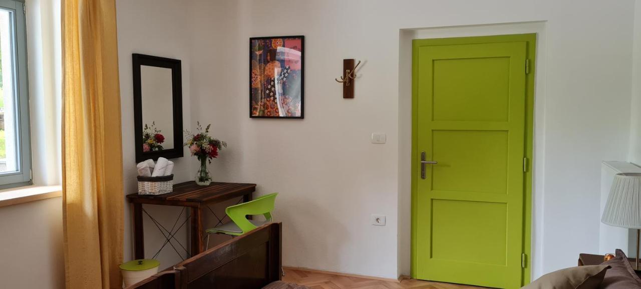 Nona Bb Bed & Breakfast Postojna Ngoại thất bức ảnh
