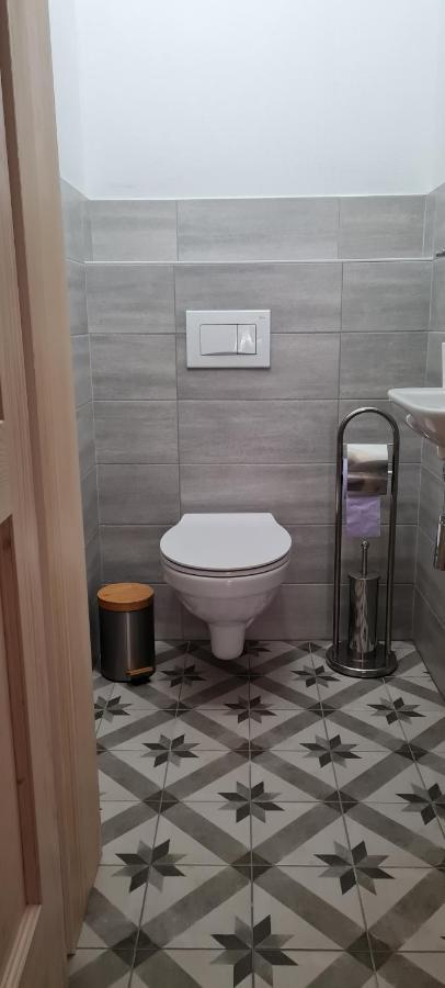 Nona Bb Bed & Breakfast Postojna Ngoại thất bức ảnh