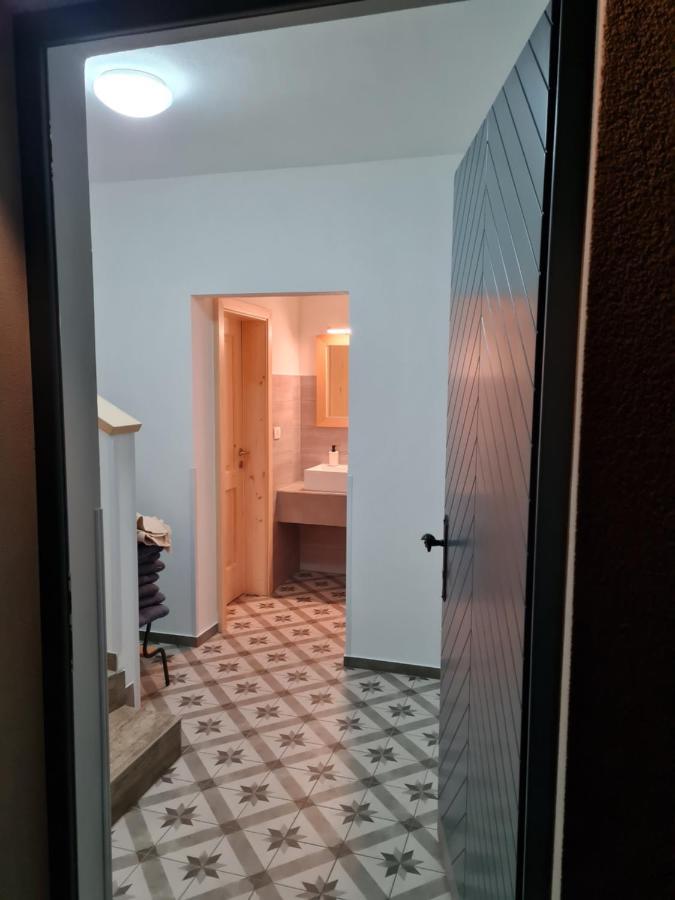 Nona Bb Bed & Breakfast Postojna Ngoại thất bức ảnh